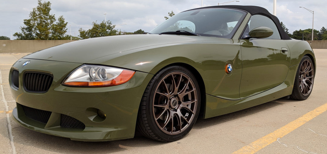 TRISTARcolor Peinture Voiture Kit Bombes De Peinture Pour BMW YA04 Urban Green/Urbangrün Peinture De Base Vernis Clair Aérosol 400 Ml